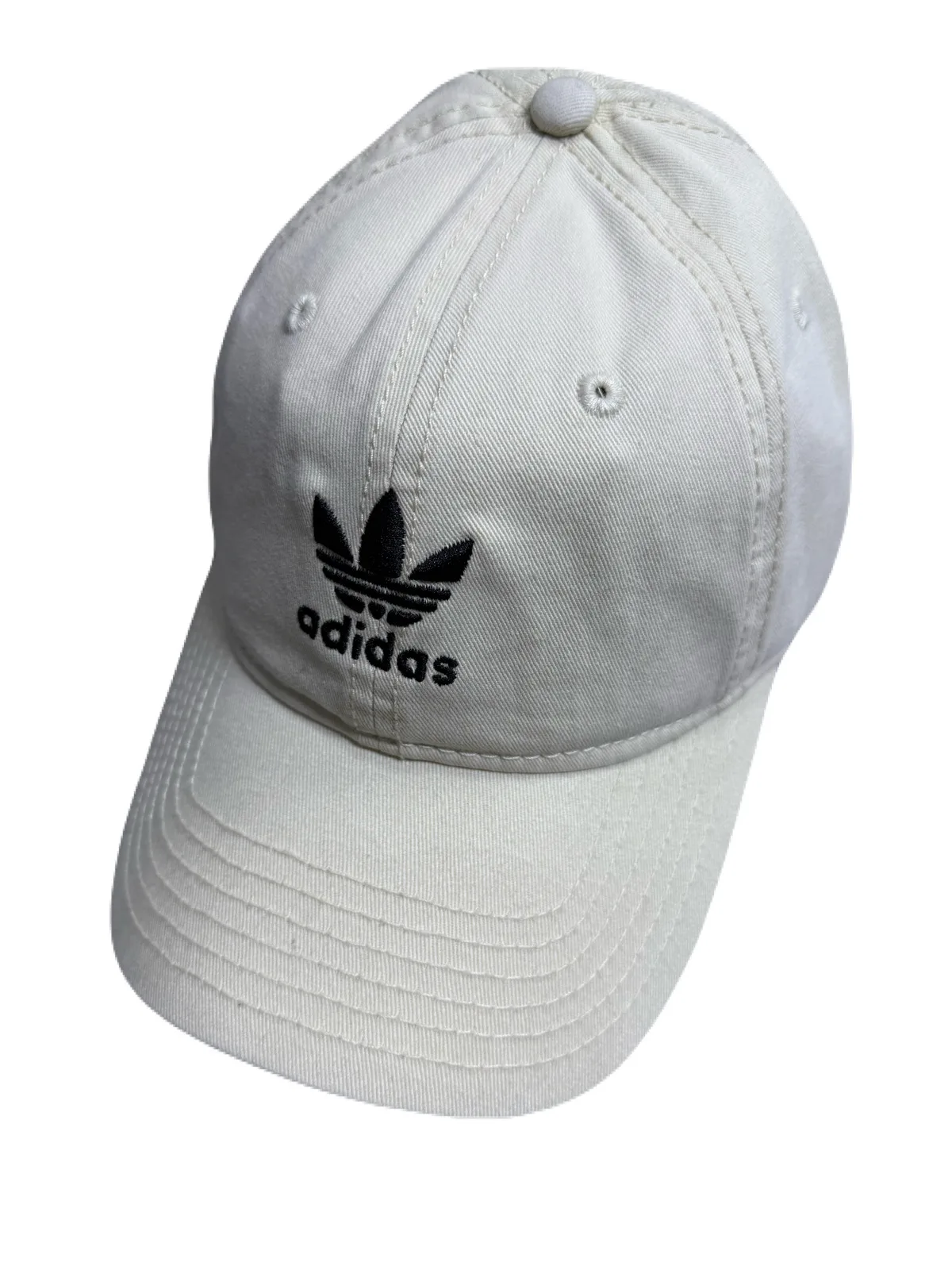 Adidas саравчтай малгай